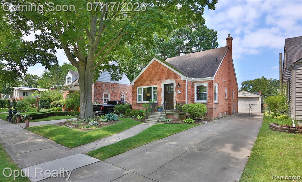 905 Forestdale Road, Royal Oak, MI 48067 — Photo 3