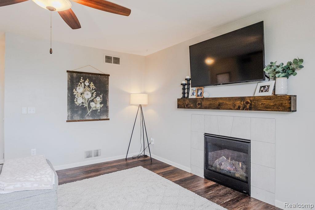 9010 Birch Pointe Drive, Newport, MI 48166 — Photo 15