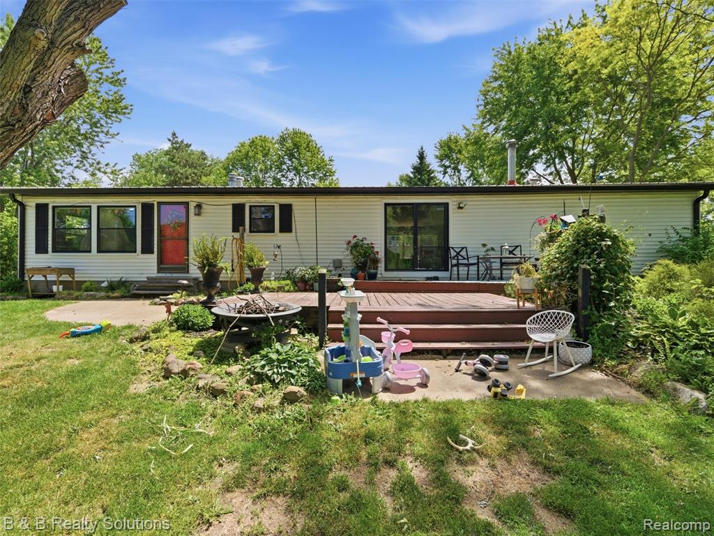 60455 Bates Road, New Haven, MI 48048 — Photo 22
