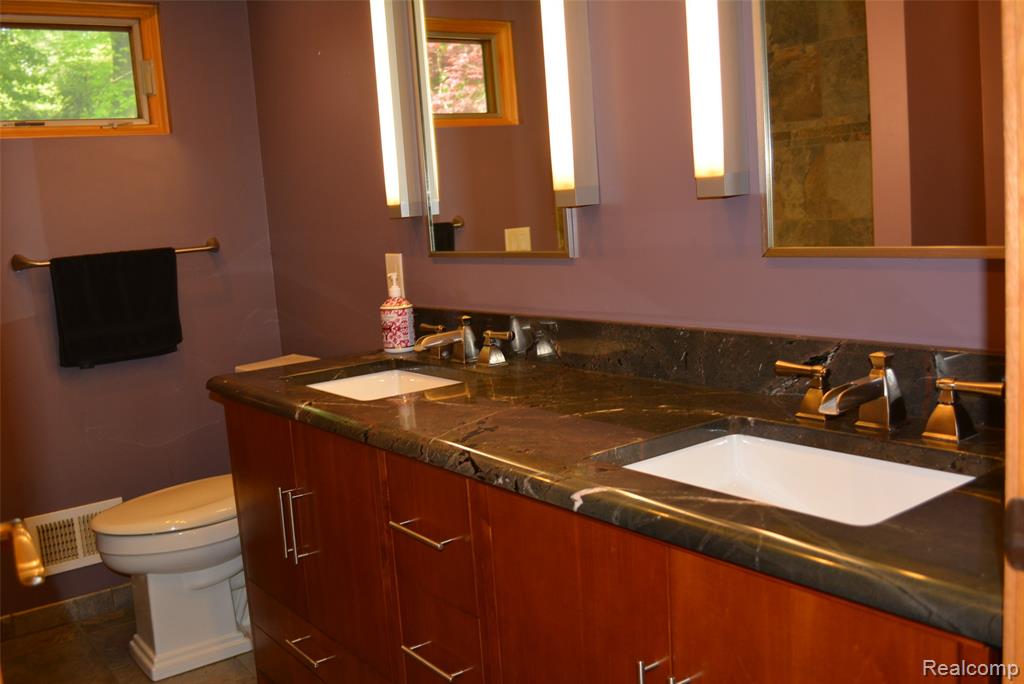 6015 Sundance Trail, Brighton, MI 48116 — Photo 21