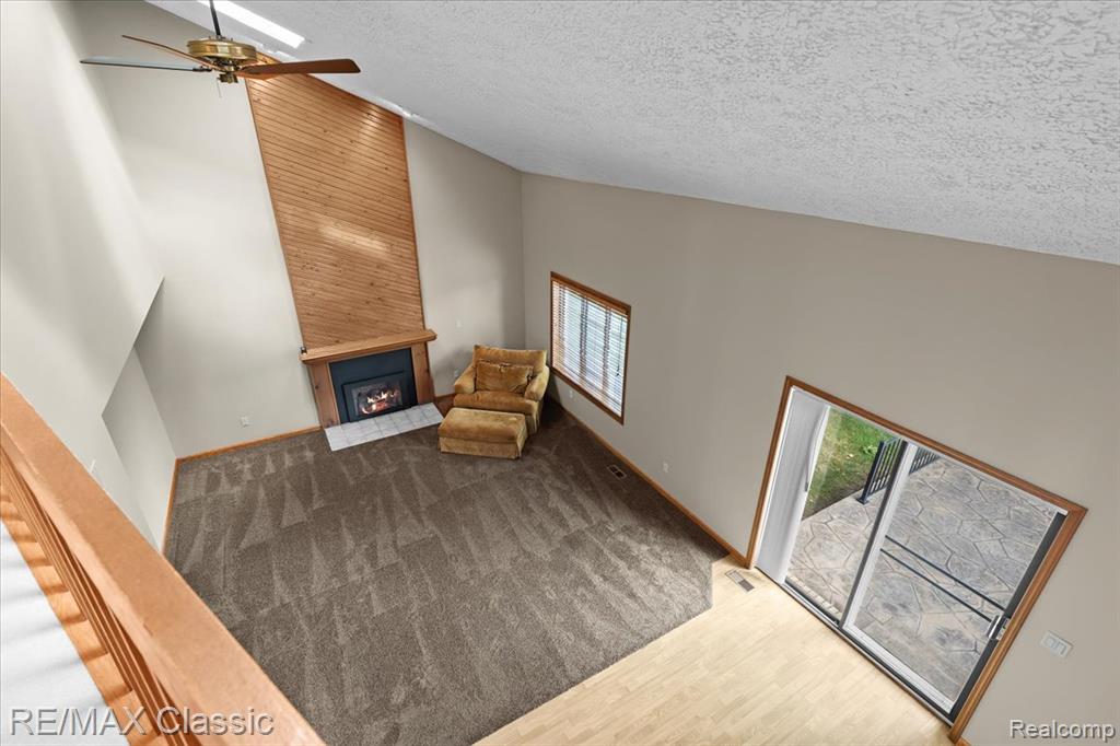 4432 Ravinewood Drive, Commerce Twp, MI 48382 — Photo 13