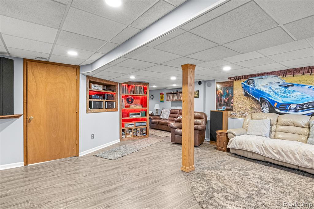 780 Saint Johns Boulevard, Lincoln Park, MI 48146 — Photo 30