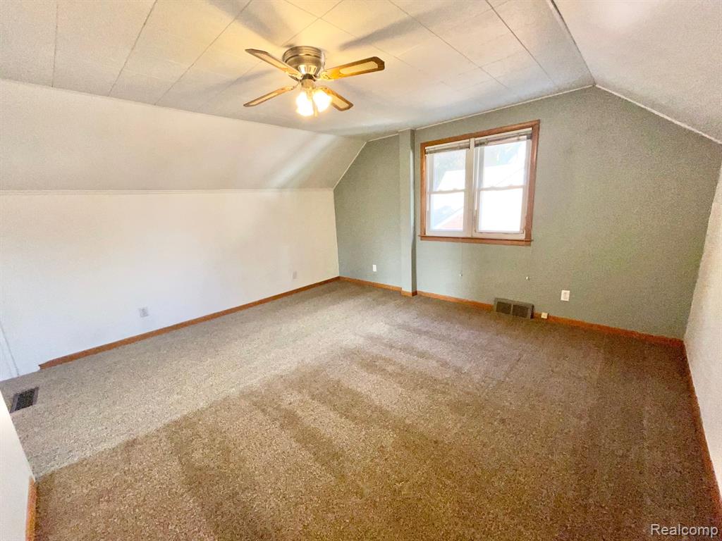 814 N Gainsborough Avenue, Royal Oak, MI 48067 — Photo 15