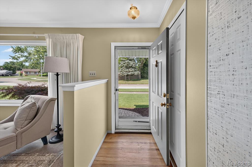 7026 London Court, Canton, MI 48187 — Photo 5