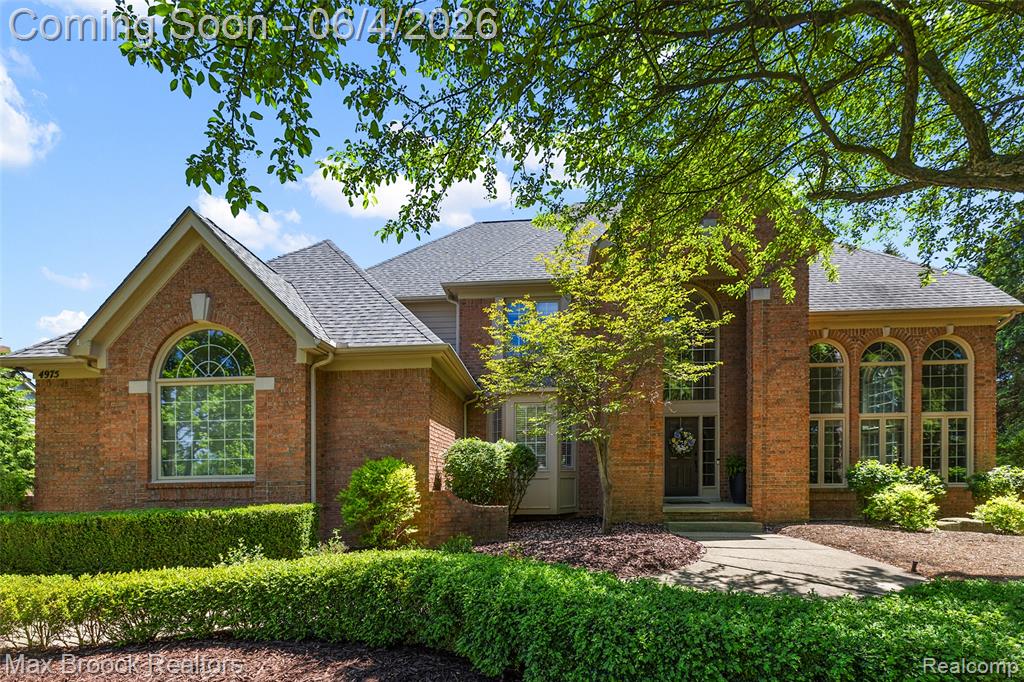 4975 Crestone Way, Rochester, MI 48306 — front exterior
