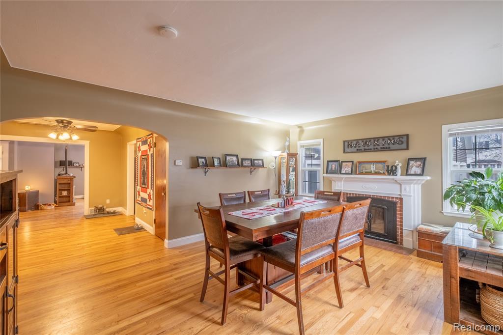 5526 Corunna Road, Flint, MI 48532 — Photo 10
