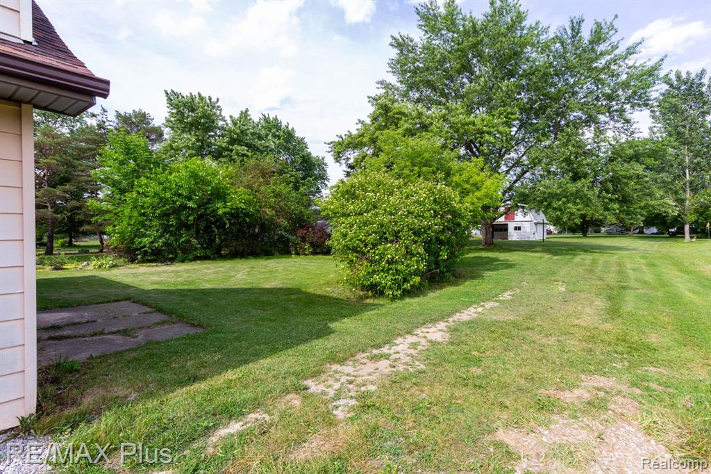 3350 N Belsay Road E, Flint, MI 48506 — Photo 36