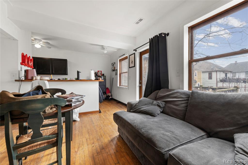 1417 Van Dyke Street, Detroit, MI 48214 — Photo 45