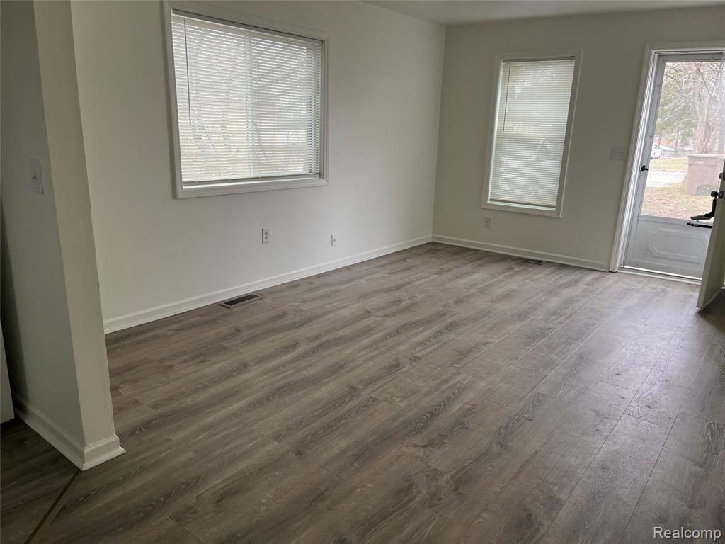438 Kenilworth Avenue, Pontiac, MI 48342 — Photo 3