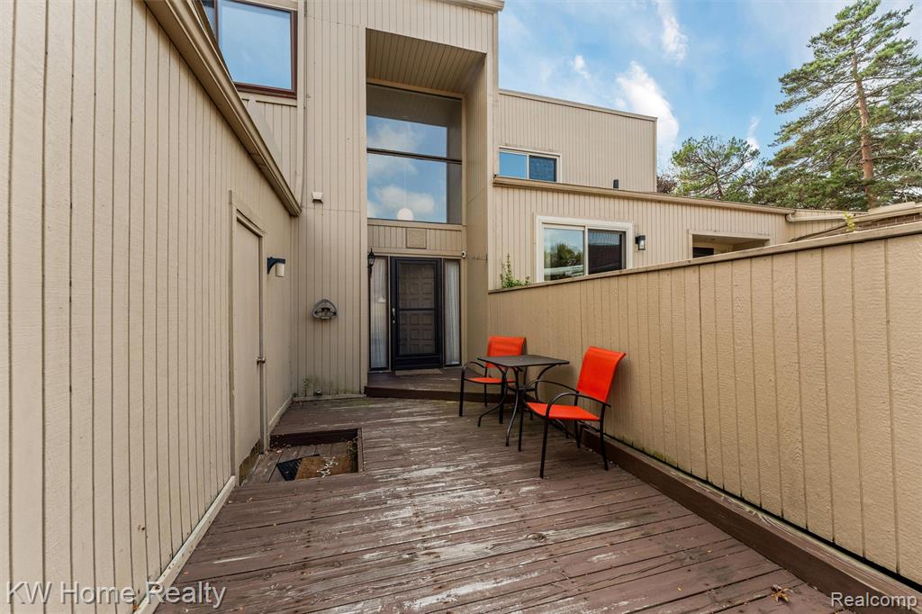 7356 Balsam Court, West Bloomfield, MI — Photo 27