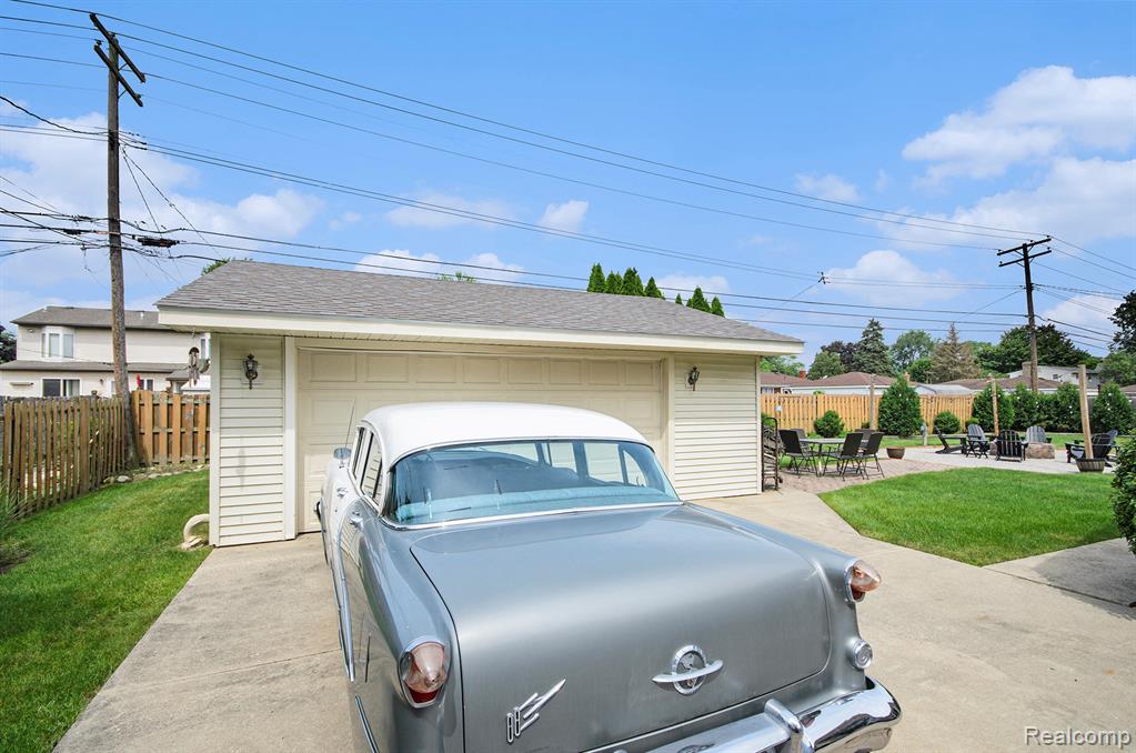 9300 Clippert Street, Taylor, MI 48180 — Photo 38