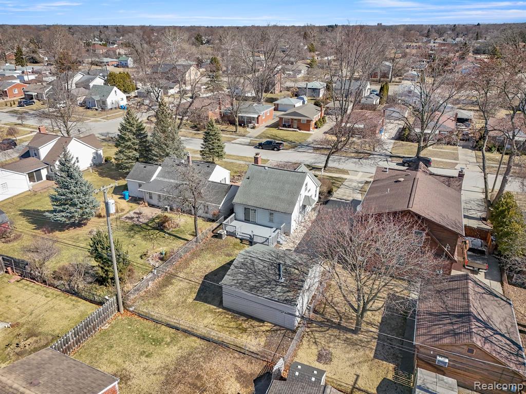 6447 CENTRALIA Street, Dearborn Heights, MI 48127 — Photo 42