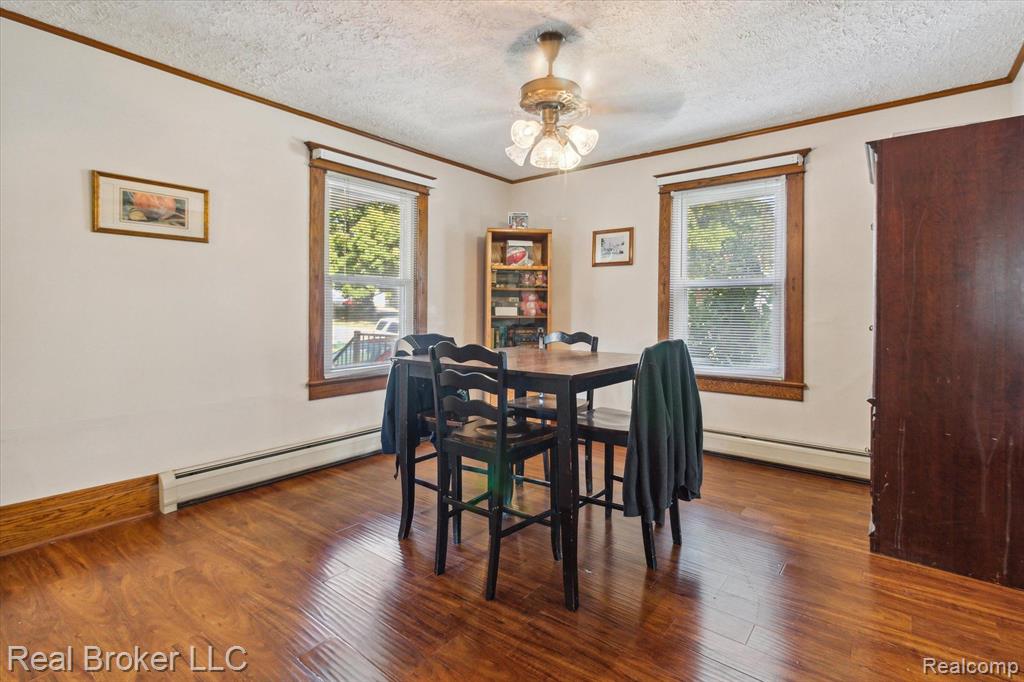 402 S 7TH Street, St. Clair, MI 48079 — Photo 14