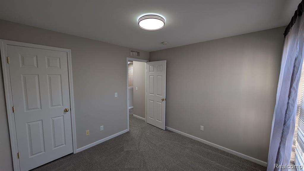 19102 ADDINGTON Drive, Commerce Twp, MI 48390 — Photo 11