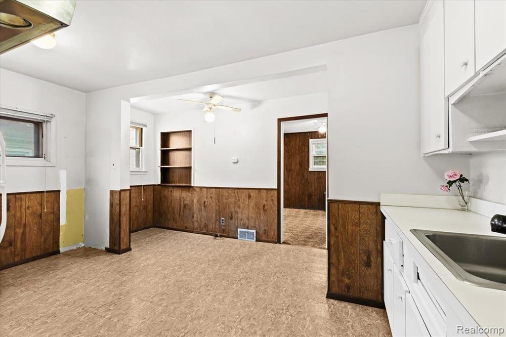 4069 GRIFFITH Avenue, Berkley, MI 48072 — Photo 6