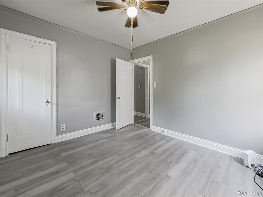 9379 Birwood Street, Detroit, MI 48204 — Photo 12