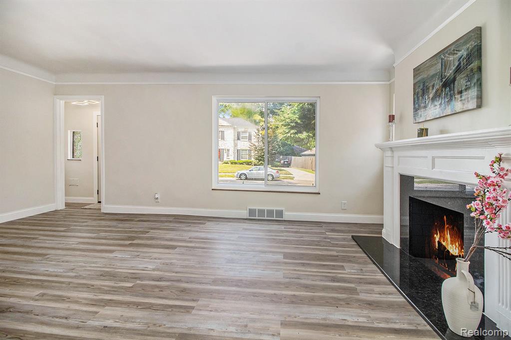 20112 Picadilly Road, Dearborn, MI 48221 — Photo 5