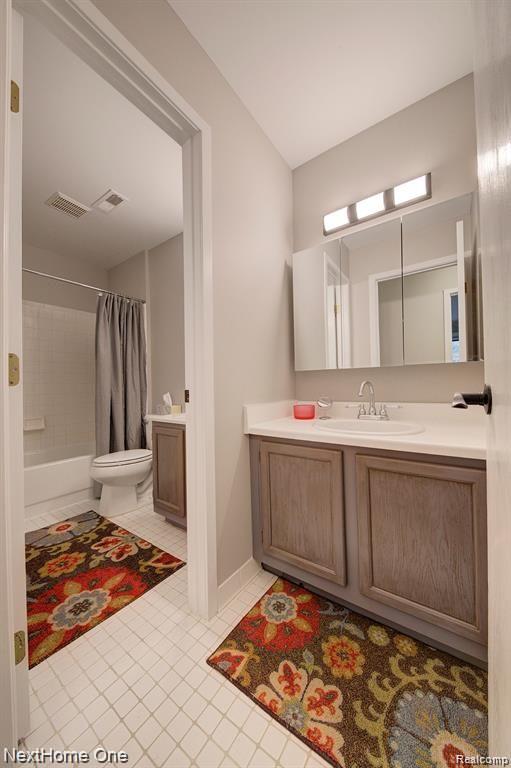 400 SPRING BROOKE Drive, Brighton, MI 48116 — Photo 15