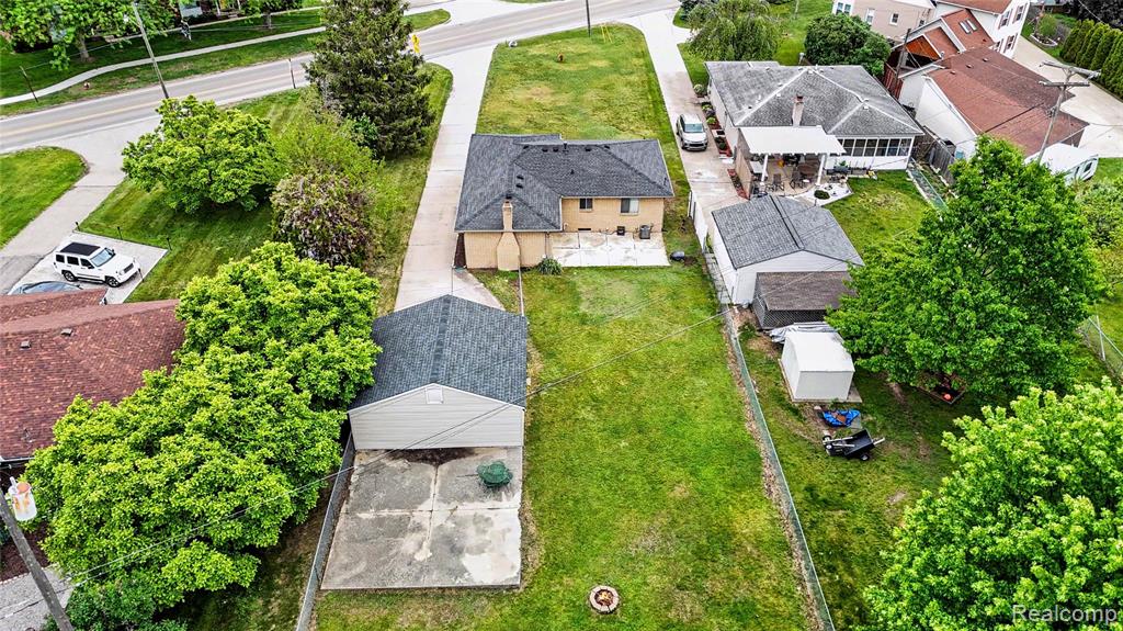 8530 Canal Road, Sterling Heights, MI 48314 — Photo 29