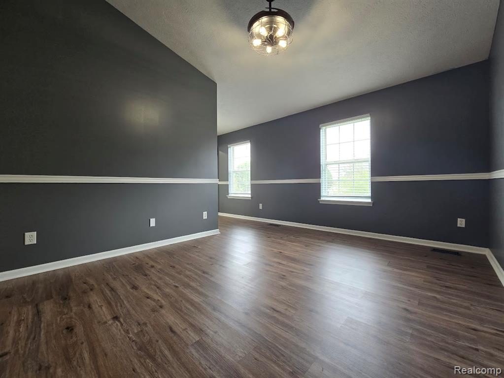 684 Glenlivet Street, Howell, MI 48843 — Photo 18