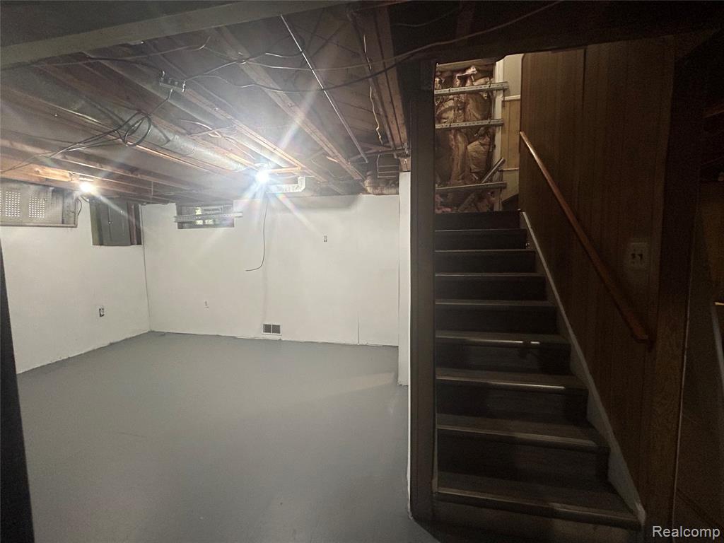 16121 Salem Street, Detroit, MI 48219 — Photo 20