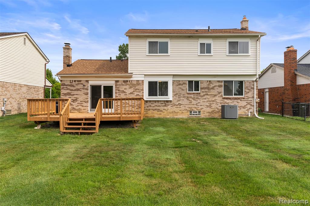 4210 Wingate Drive, Sterling Heights, MI 48310 — Photo 39