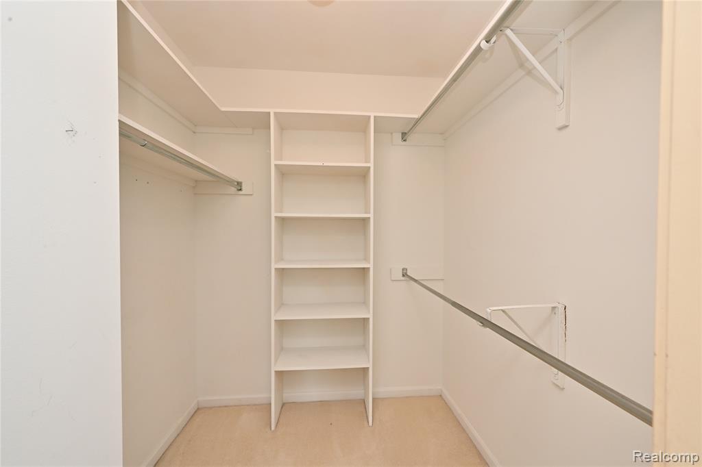 22080 Orchard Way, 37, Beverly Hills, MI 48025 — Photo 27