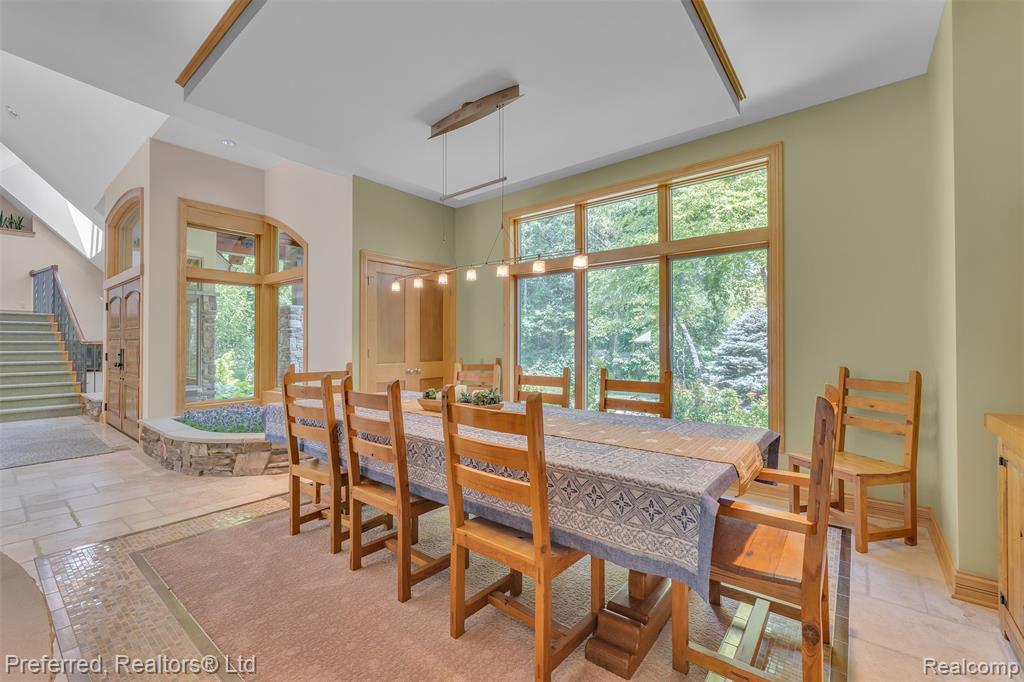 12196 Woodline Drive, Fenton, MI 48430 — Photo 13