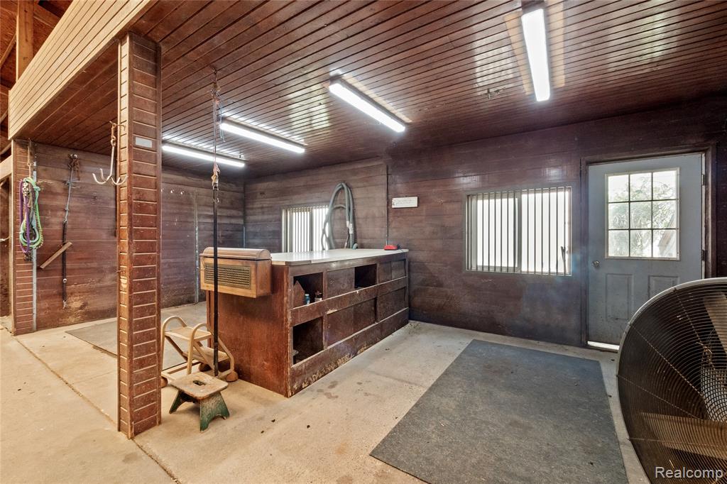 5280 Hosner Road, Oxford, MI 48370 — Photo 9