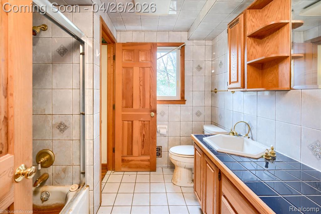 1173 Pickwick Place, Flint, MI 48507 — Photo 41