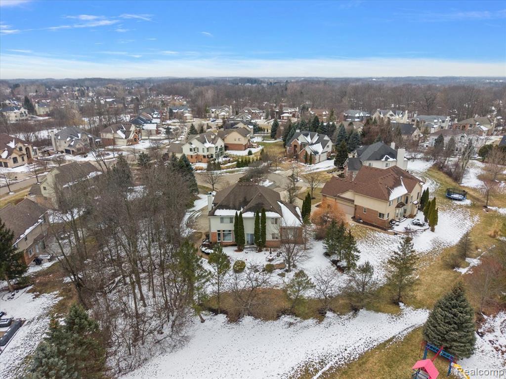 7108 Branford Court, West Bloomfield, MI — Photo 69