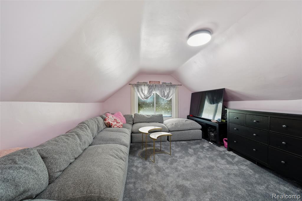991 E Euclid Street, Detroit, MI 48211 — Photo 33