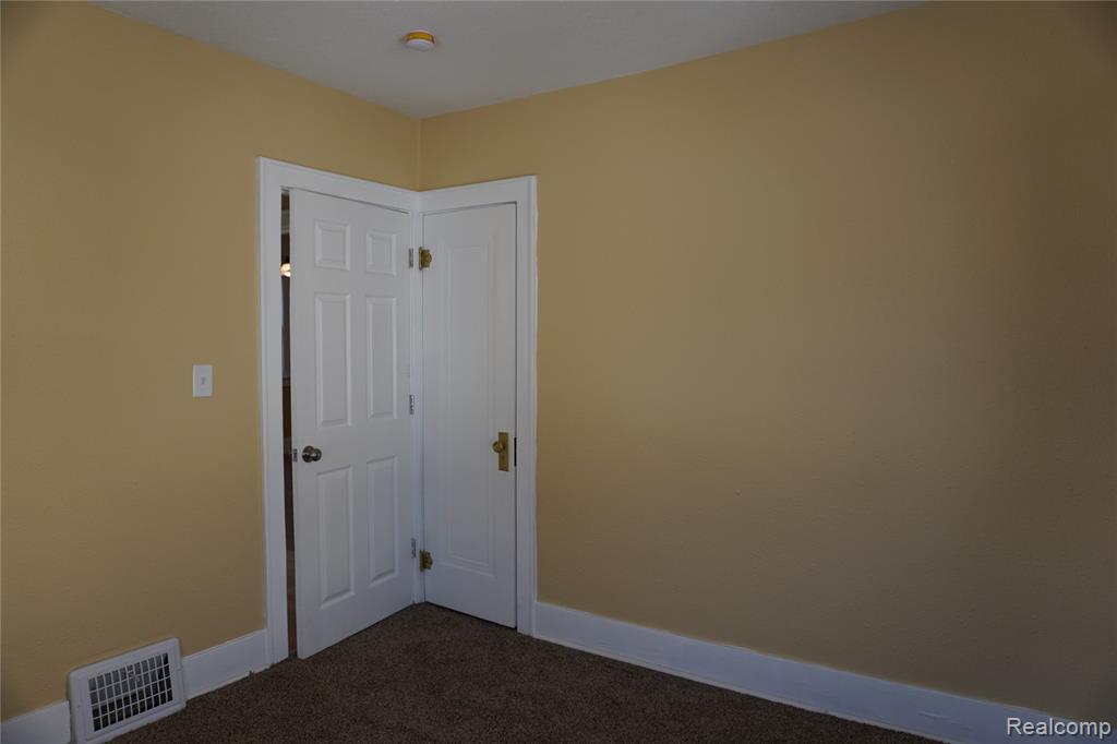 217 W Dewey Street, Flint, MI 48505 — Photo 20