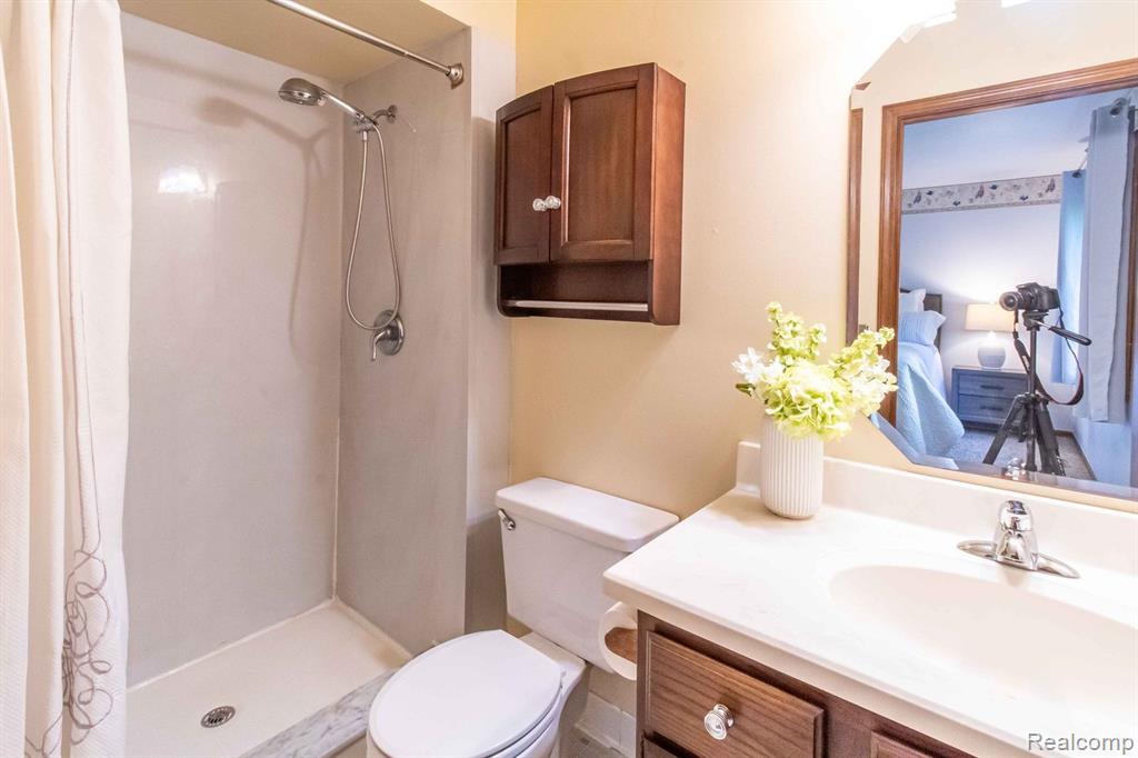 44891 Huntingcross Drive, Novi, MI — Photo 18