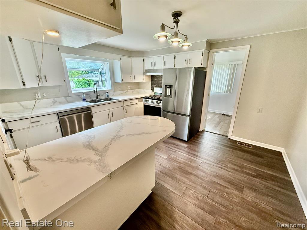 865 Grant Avenue, Clawson, MI — Photo 18