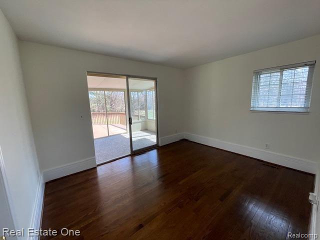 5824 WARBLER Drive, Clarkston, MI — Photo 12