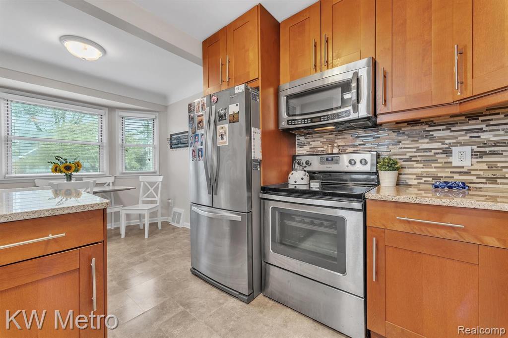 4071 TYLER Avenue, Berkley, MI 48072 — Photo 8