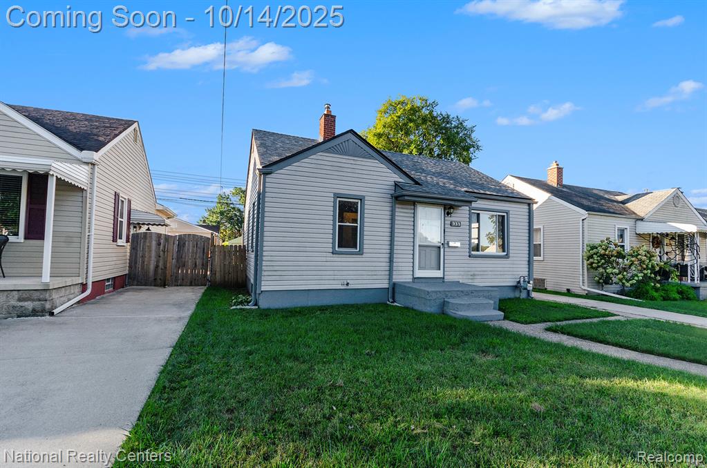 933 Antoine Street, Wyandotte, MI 48192 — Photo 3