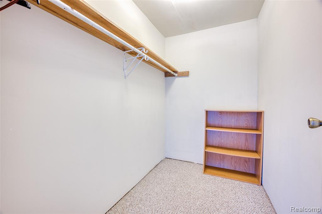 11388 Sunset Boulevard, Pinckney, MI 48169 — Photo 33