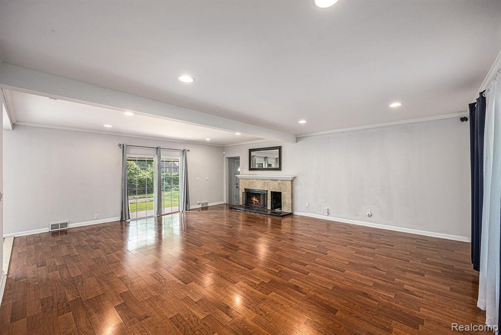 20740 Marter Road, Grosse Pointe Woods, MI 48236 — Photo 3