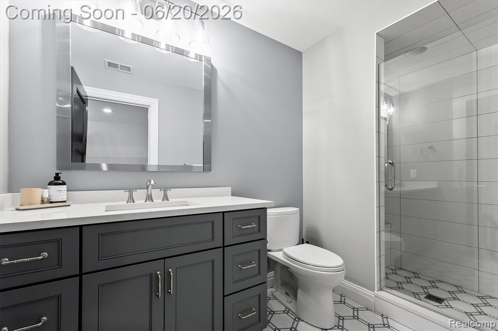 5200 Windingwood Drive, Bloomfield Hills, MI 48302 — Photo 46