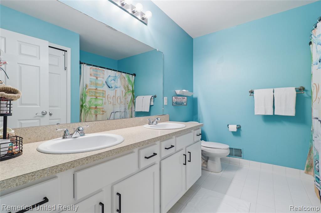 1842 Autumn Glen Drive, Howell, MI 48843 — Photo 36