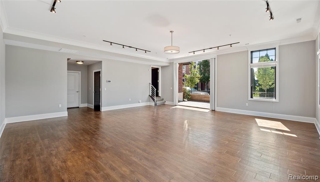 451 S Eton Street, Birmingham, MI 48009 — Photo 4