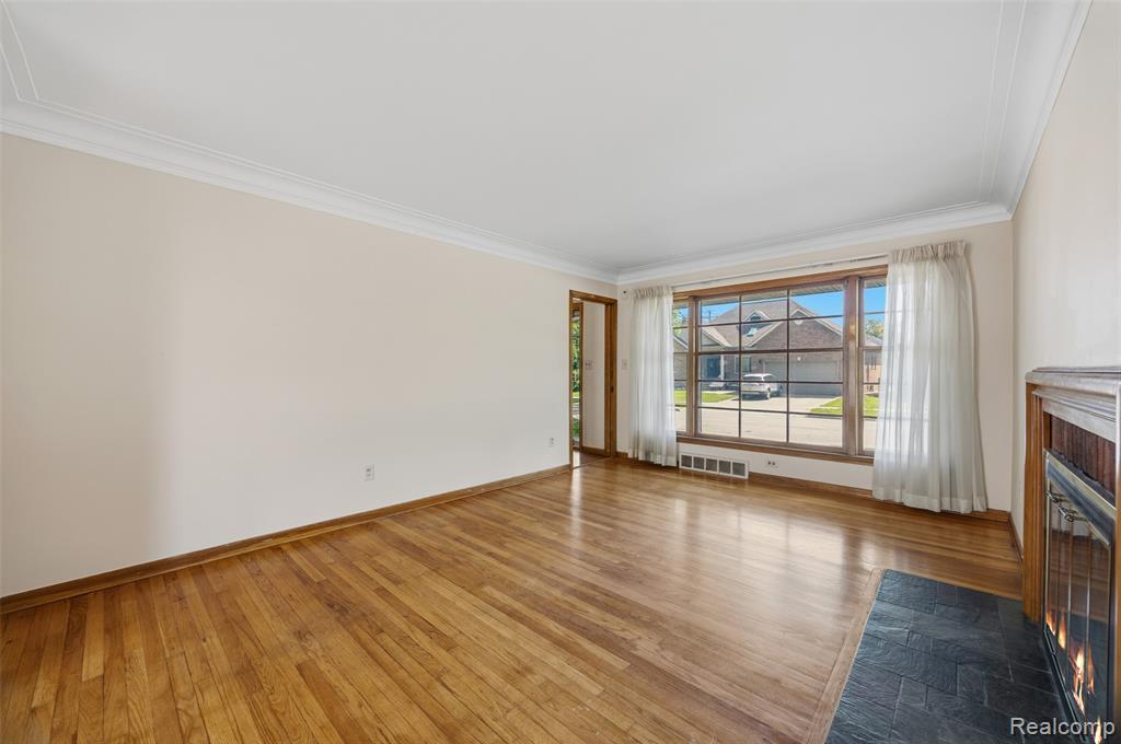 5041 Payne Avenue, Dearborn, MI 48126 — Photo 10