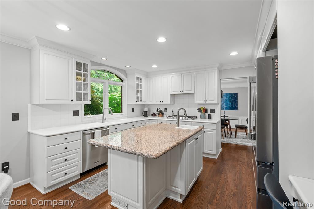 840 S Oxford Road, Grosse Pointe Woods, MI 48236 — Photo 15