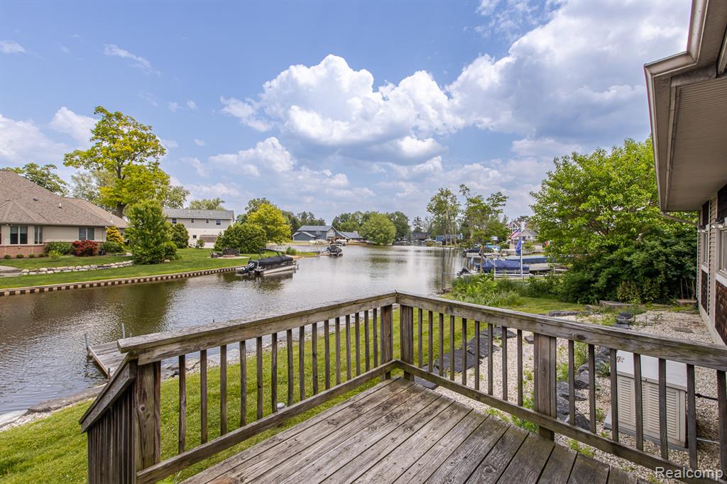 9634 Bonnie Briar Street, White Lake, MI — Photo 57