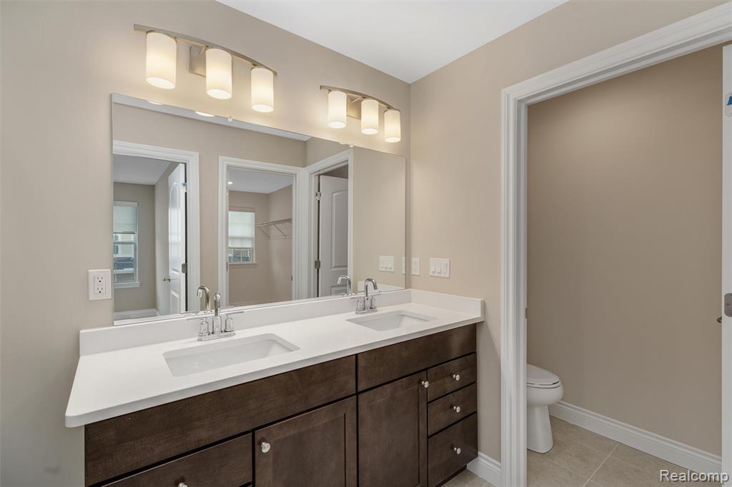 807 Balmoral Ln, Troy, MI 48085 — Photo 26