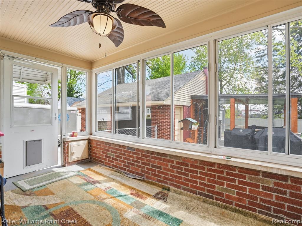 18048 Elizabeth Street, Roseville, MI 48066 — Photo 30