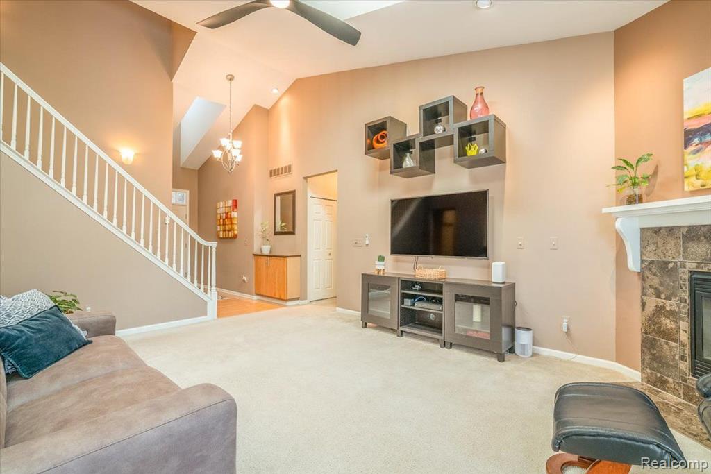 47037 MARINA Drive, Belleville, MI 48111 — Photo 5
