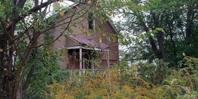 13832 PINEWOOD Street, Detroit, MI, 48205